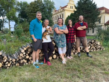 Mrtvé dřevo v zahradě obr. 148